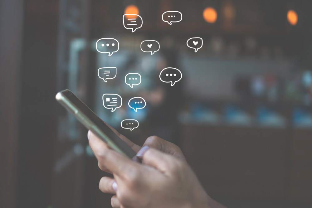 תוכן אורגני מול פרסום ממומן ברשתות החברתיות